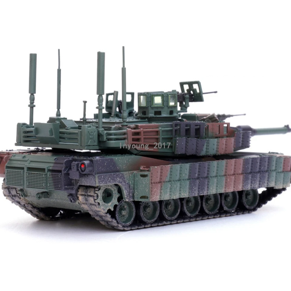 1:72 US Army M1A2 Tusk II Tank Model Diecast Military Toys Vehicle for Boys Kids - Image 3 of 4