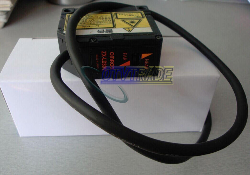 New OMRON laser sensor ZX-LD30V Fast Shipping