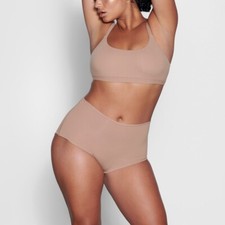 New Women's SKIMS Set Of 4 Fits Everybody Boyshort Panty Size XXS