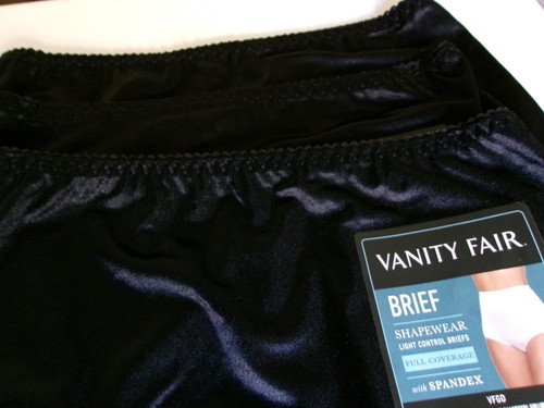 Three Vanity Fair Second skin shaping Brief size 7 Black Style 40301 - Picture 2 of 2