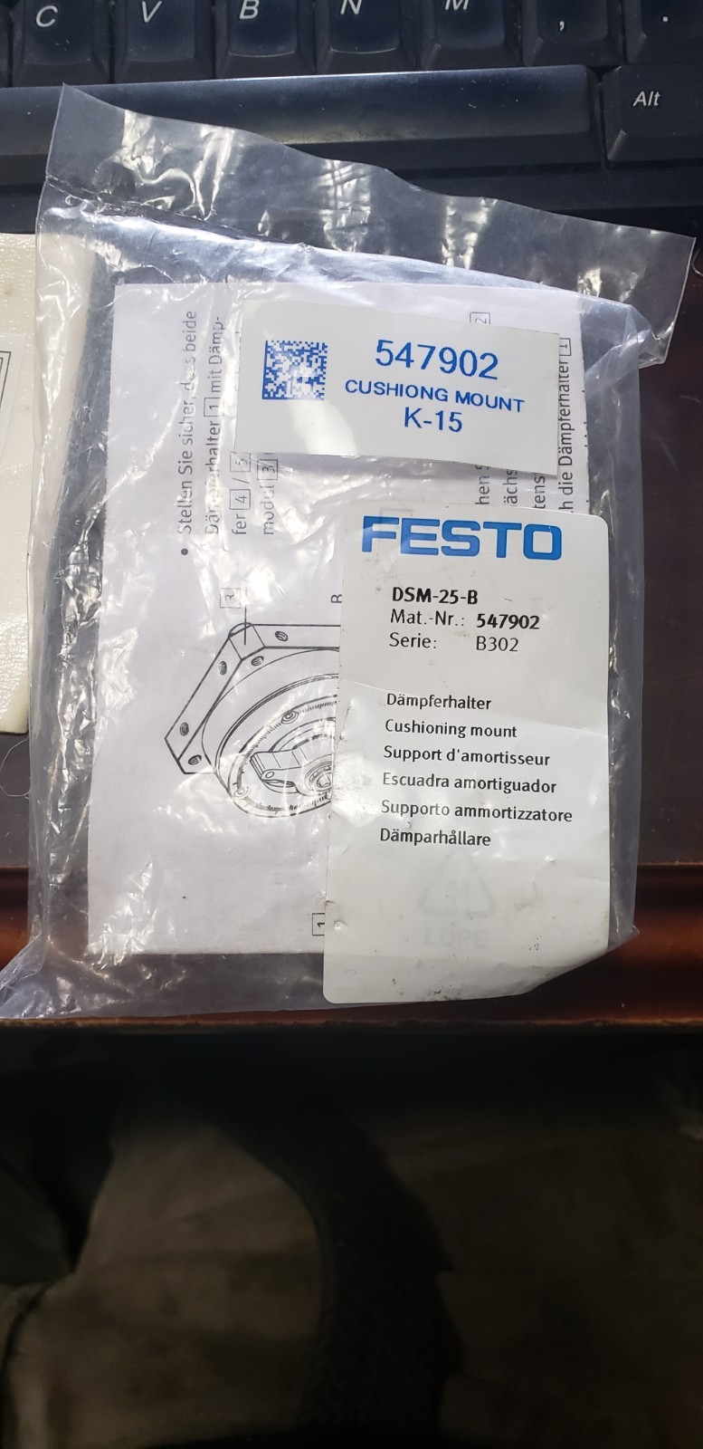 FESTO DSM-25-B 547902 CUSHIONING MOUNT K-15 NIB