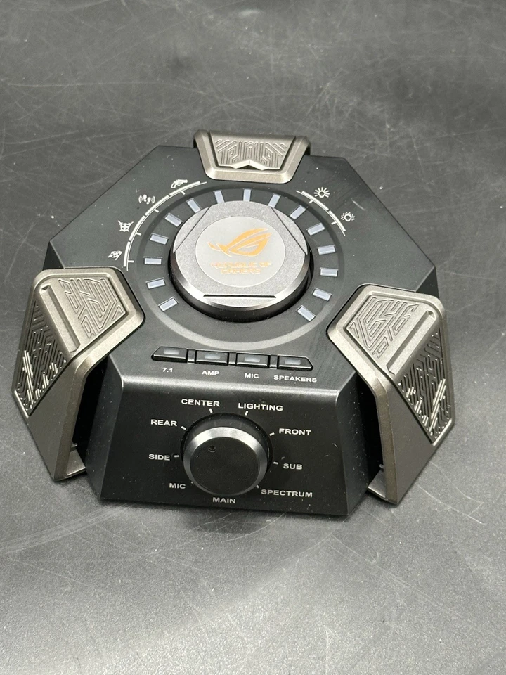 华硕 ROG Centurion True 7.1 环绕式 USB 音频控制器单元适用于台式机使用 — 第 2/4 张图片