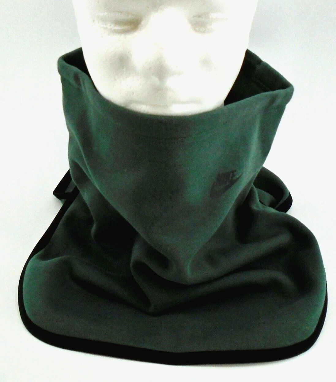 Nike Tech Fleece Neck Warmer Adult Therma-Fit Vintage Green/Black
Opens in a new window or tab