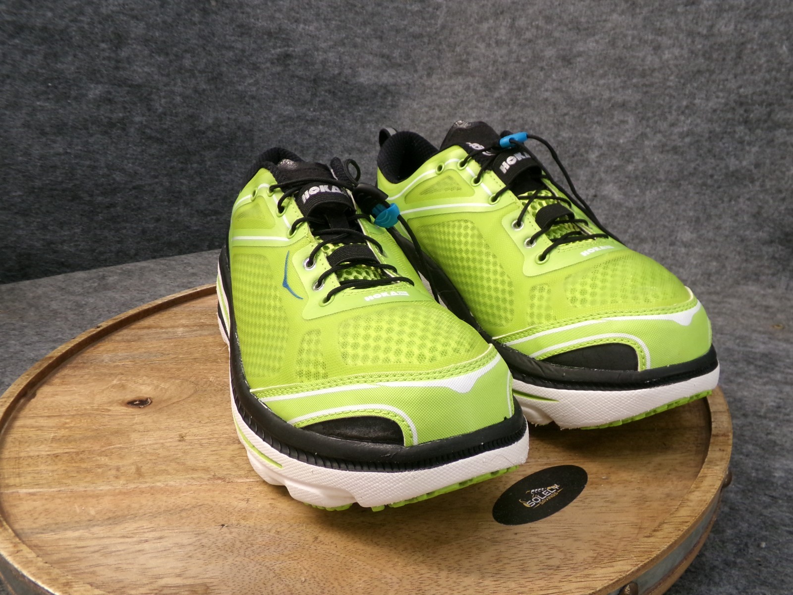 Hoka One One Bondi 3 Men's Size 11.5 US Neon Green Black Running Shoes Sneakers thumbnail 2