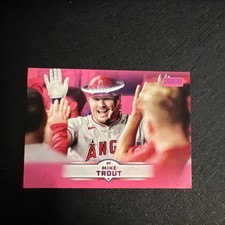 🔥 2025 Topps Stadium Club #32 Mike Trout, Pink - Angels SP