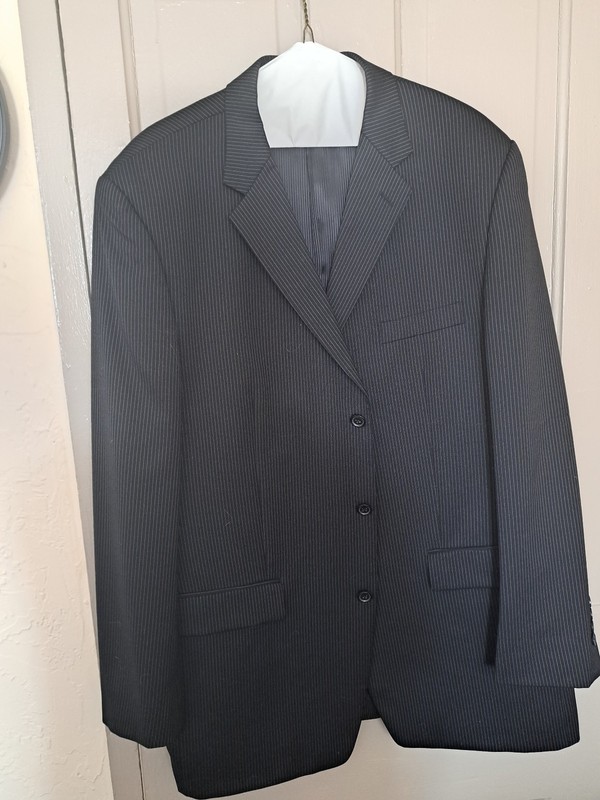 APT 9 MEN’S WOOL PIN STRIPED 2-PIECE SUIT ~ 44L