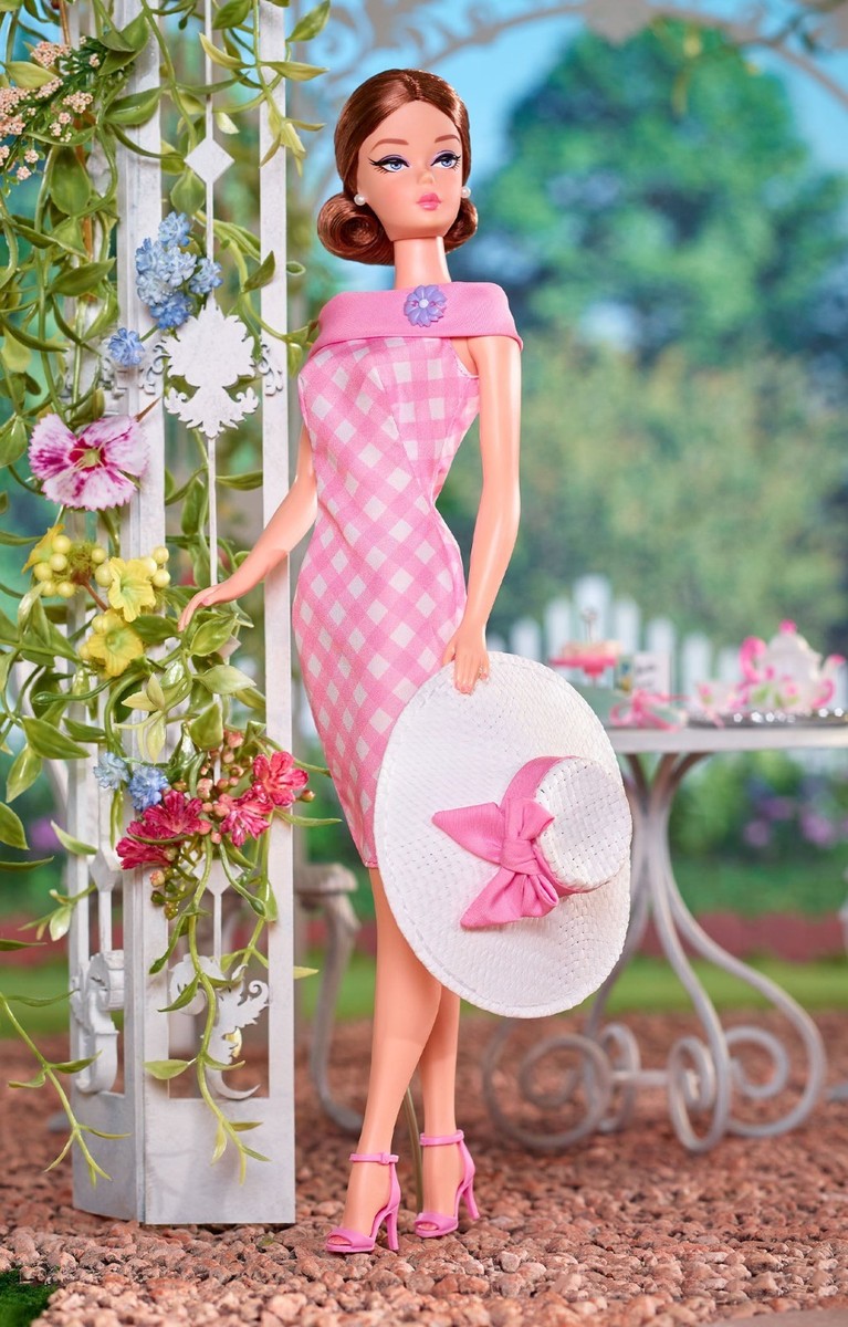 Barbie 12 Days of Spring Doll and Accessories | eBay