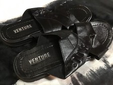 Venture men s black sandals size 11 new no tags