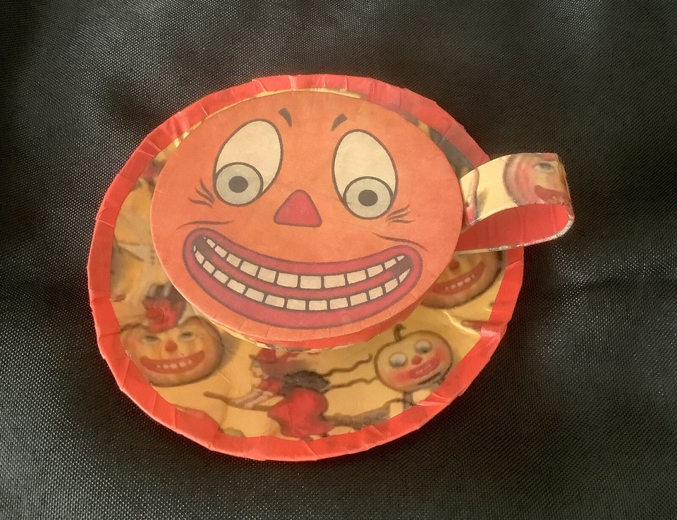 Vintage Style Halloween Papiermâché Cup & Saucer Candy Container West