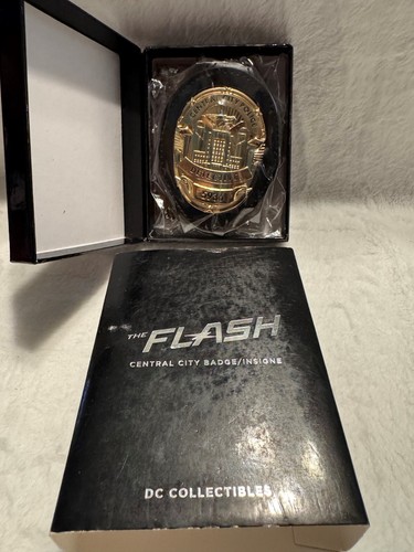 DC Collectibles Flash Central City Police Badge