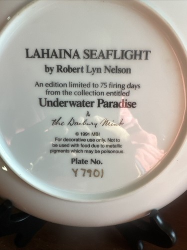 Lahaina Seaflight Robert Lyn Nelson The Danbury Mint Underwater Paradise Plate - Picture 5 of 5