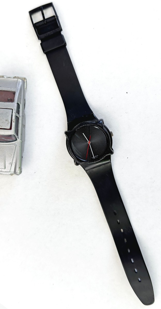 SWATCH standard SOTO GB109 VTG AG 1986 Bumper Concentric Circles Dial 34mm Watch Swatch Watch Soto GB109 1986 Black Silver Circles 34mm  main image 2