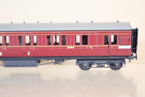 LARRY GODDARD CLASSIC COACHES KIT BUILT LMS 56'6" 1st CLASS BRAKE COACH 5167 om - Photo 4 sur 17