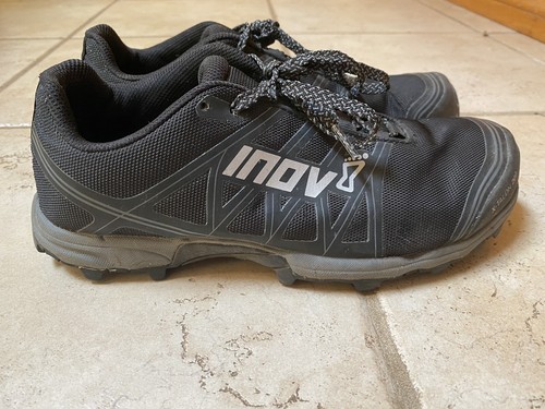 Womens Size 8 Trail Running Shoes Black 