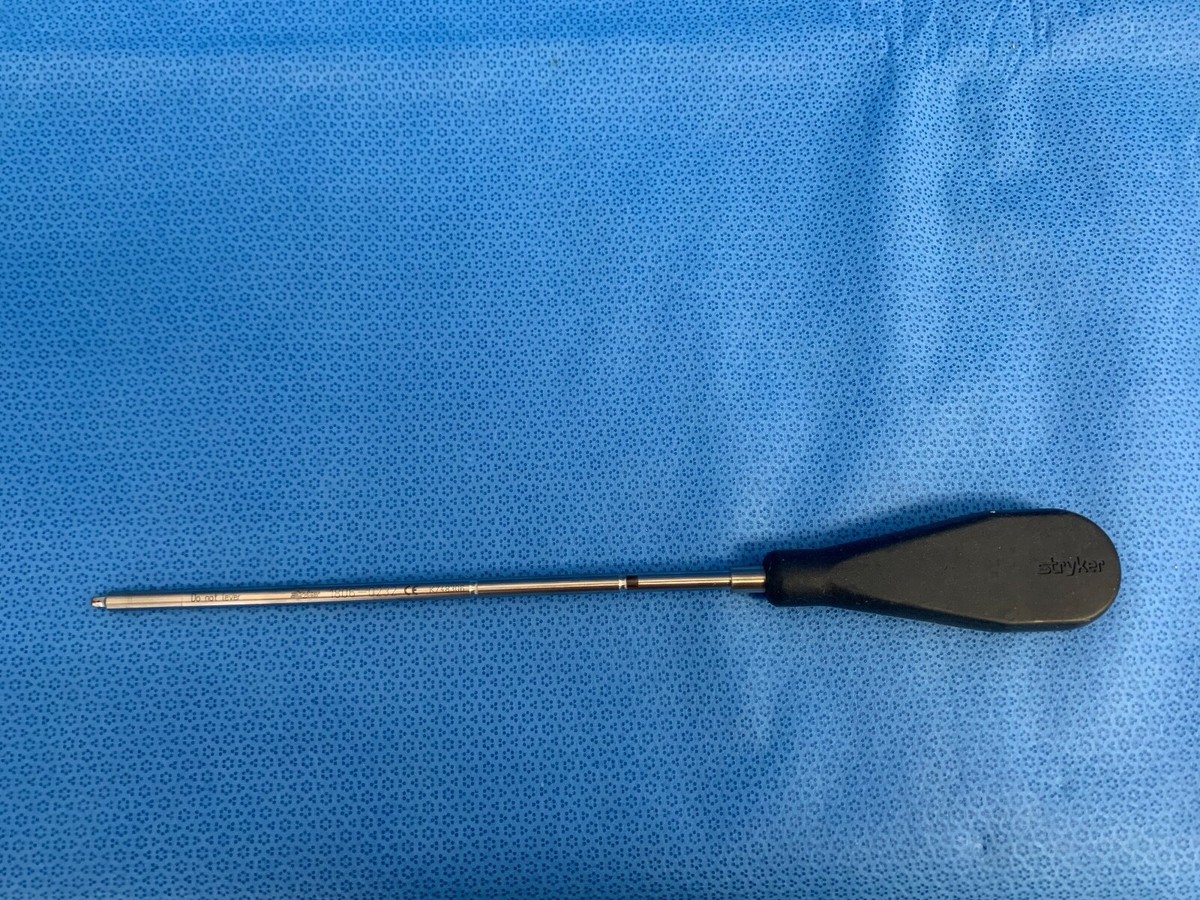 Stryker 1806-0232 T2 Tibial System Long 3.5mm Hex Driver 13.5