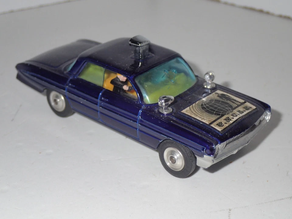 CORGI TOYS 497 OLDSMOBILE THE MAN FROM U.N.C.L.E. (2) - Immagine 2 di 4