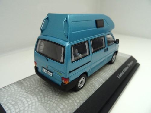 Volkswagen VW T4 Bus California Techo Alto Jamaikablau 1:43 Premium ClassiXXs - Imagen 4 de 5