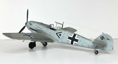 1/48 Messerschmitt Bf109E-3 Finished Model. Detailed and airbrushed