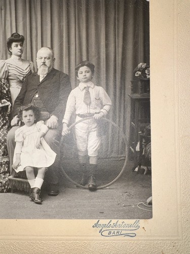 Vintage Black-And-White Italian Bari, Italy, Antonelli Family Photo - Bild 6 von 12