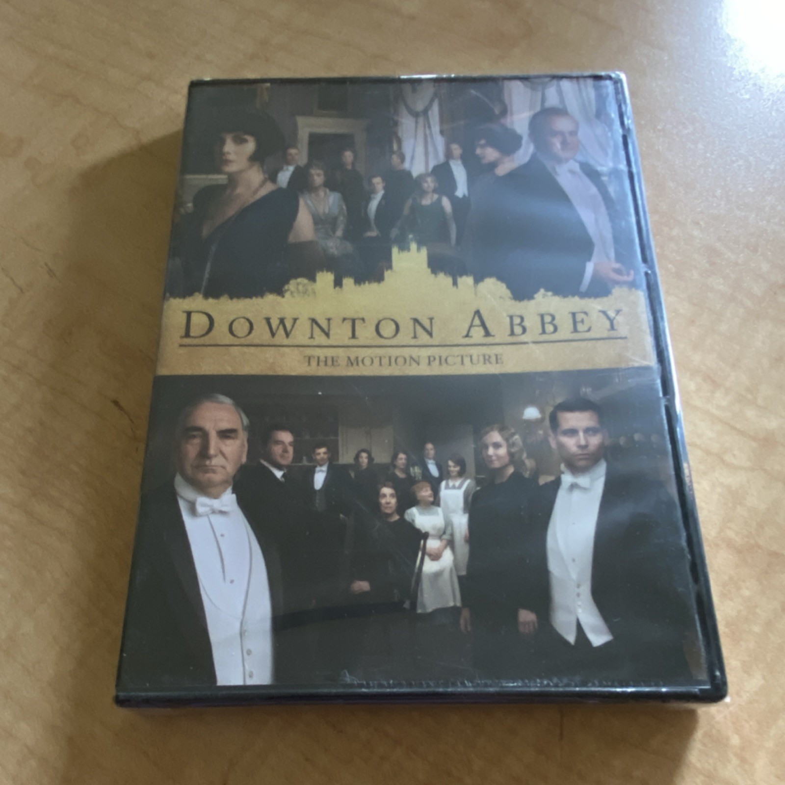 Universal Studios Downton Abbey The Motion Picture DVD Standard Edition ...