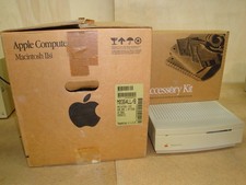 VINTAGE APPLE MACINTOSH IIsi COMPUTOR IN ORIGINAL BOX WORKING