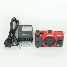 PENTAX Q10 Body Red Mirrorless Camera Excellent Condition 2 Batteries From Japan