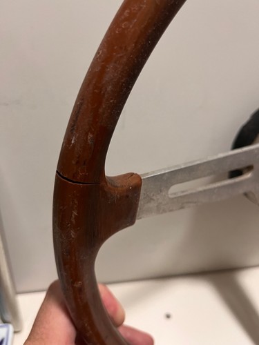 Alfa Romeo Giulia wooden steering to repair 70's 105 - Picture 2 of 7
