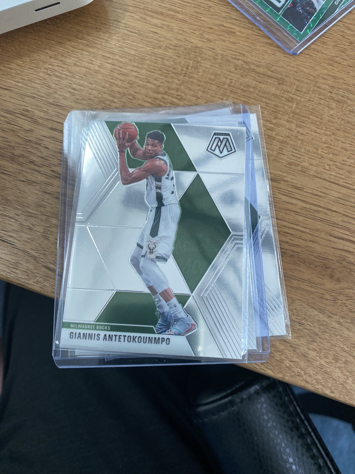 2019-20 Mosaic Giannis Antetokounmpo Base #75 Bucks Grade Them!!