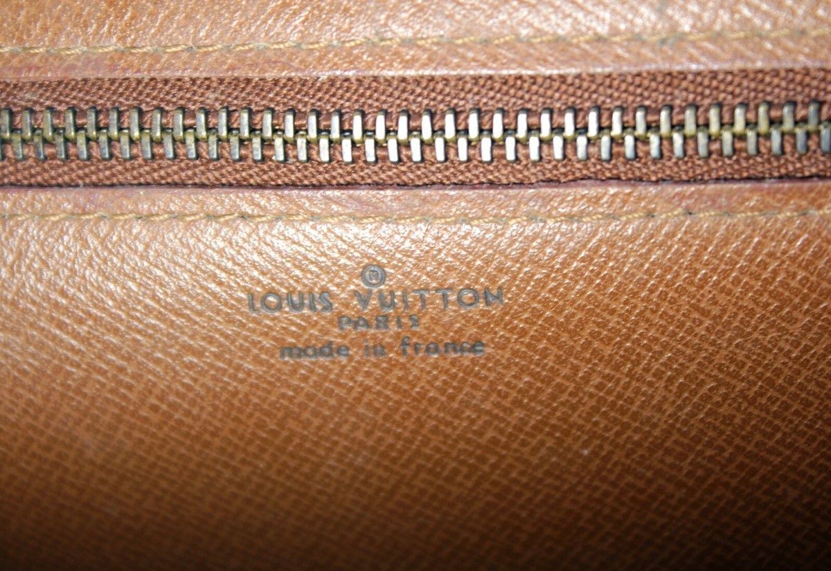 LOUIS VUITTON Art Deco Brown Epi Leather Accessories Clutch