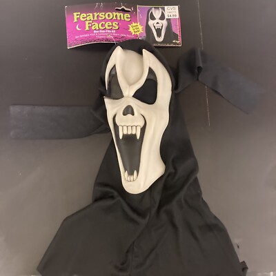 Easter Unlimited Inc Scream Ghost Face Vampire Mask Glows in the Dark NOS