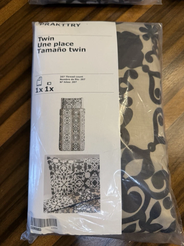 IKEA twin Bed Sheets Set Prakttry Pattern and Pillow Cover - Image 4 of 4