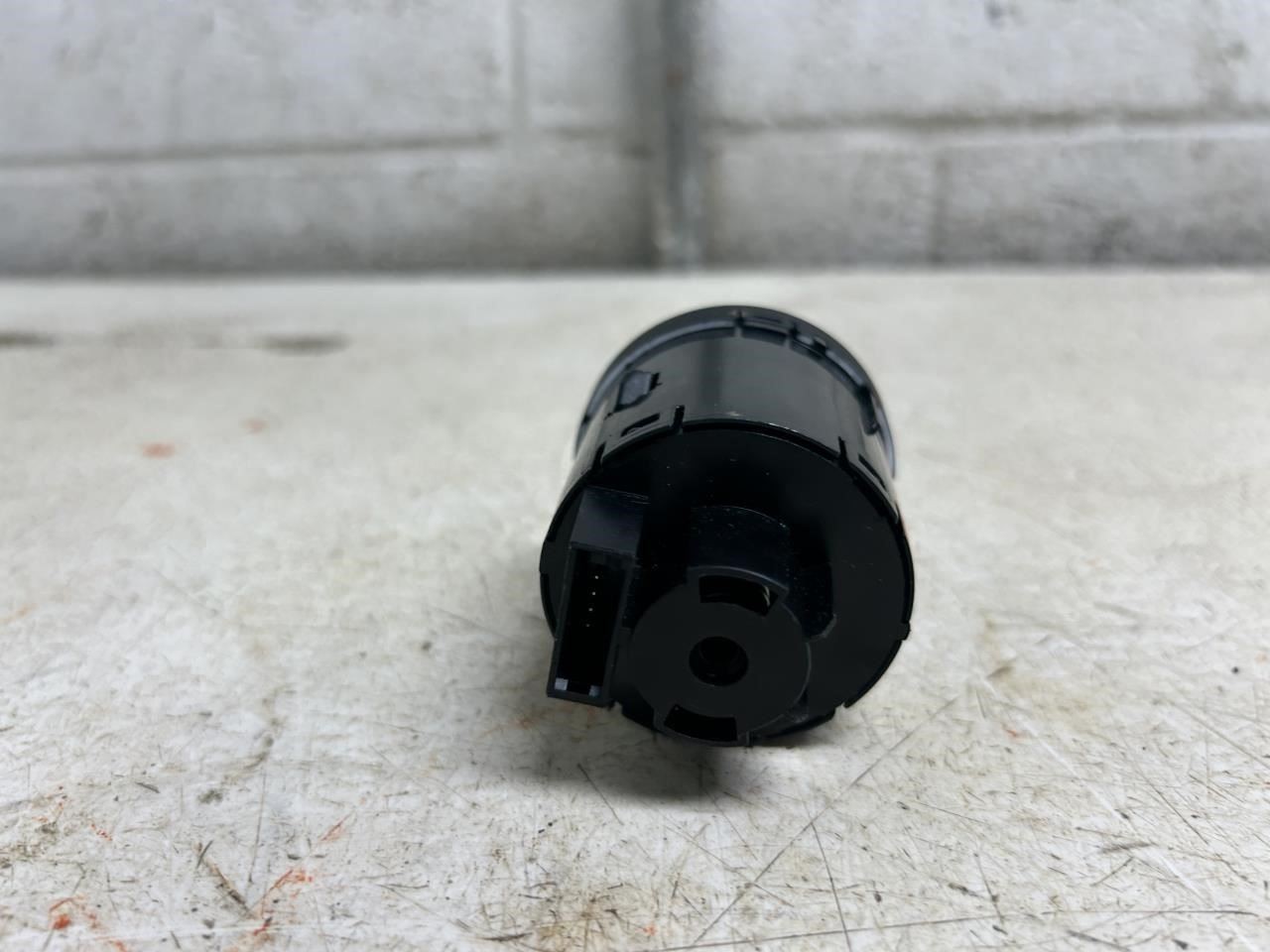 2022 MASERATI LEVANTE Headlamp Switch OEM Part Number 68240387AC