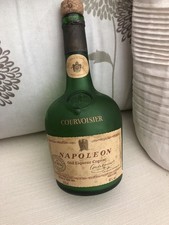 A RARE EMPTY Vintage NAPOLEON BRANDY Courvoisier Cognac BOTTLE COLLECTABLE 680ml