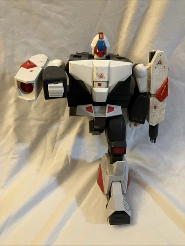 Vintage 1985 Robotech Matchbox Veritech Hover Tank Exo Squad