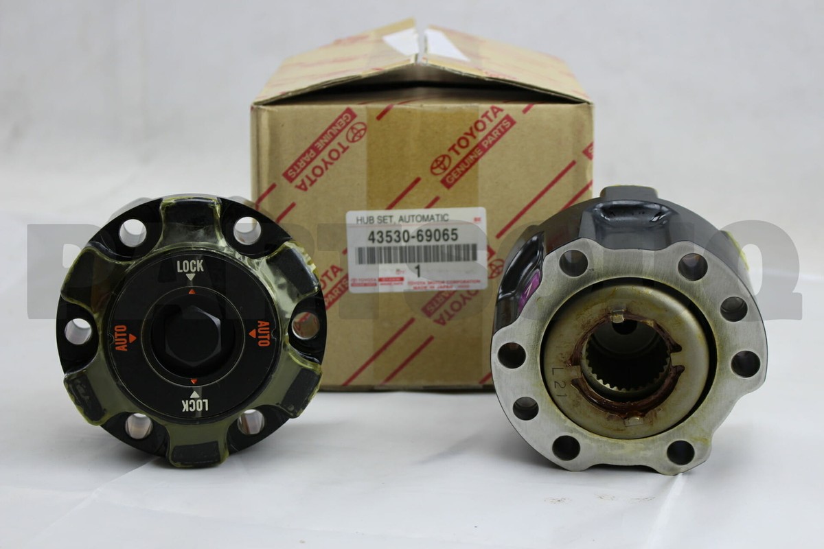 4353069065 Genuine Toyota HUB ASSY, FREE WHEEL 43530-69065 4353069065 Genuine Toyota HUB ASSY, FREE WHEEL 43530-69065