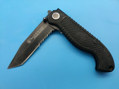 USED Smith & Wesson Extreme Ops CKTACBS Folding Pocket Knife Tanto Liner Black 