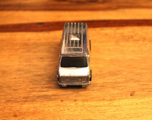 1974 Hot Wheels Super van Chrome Red Yellow Flames Hong Kong Diecast - Picture 5 of 9