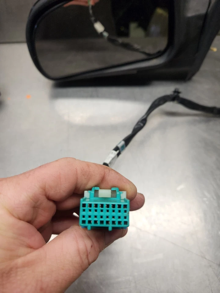 Espejo retrovisor eléctrico manual plegable 06-07 GMC Envoy/XL delantero derecho del conductor DS3 15810892 Foto 2 de 4