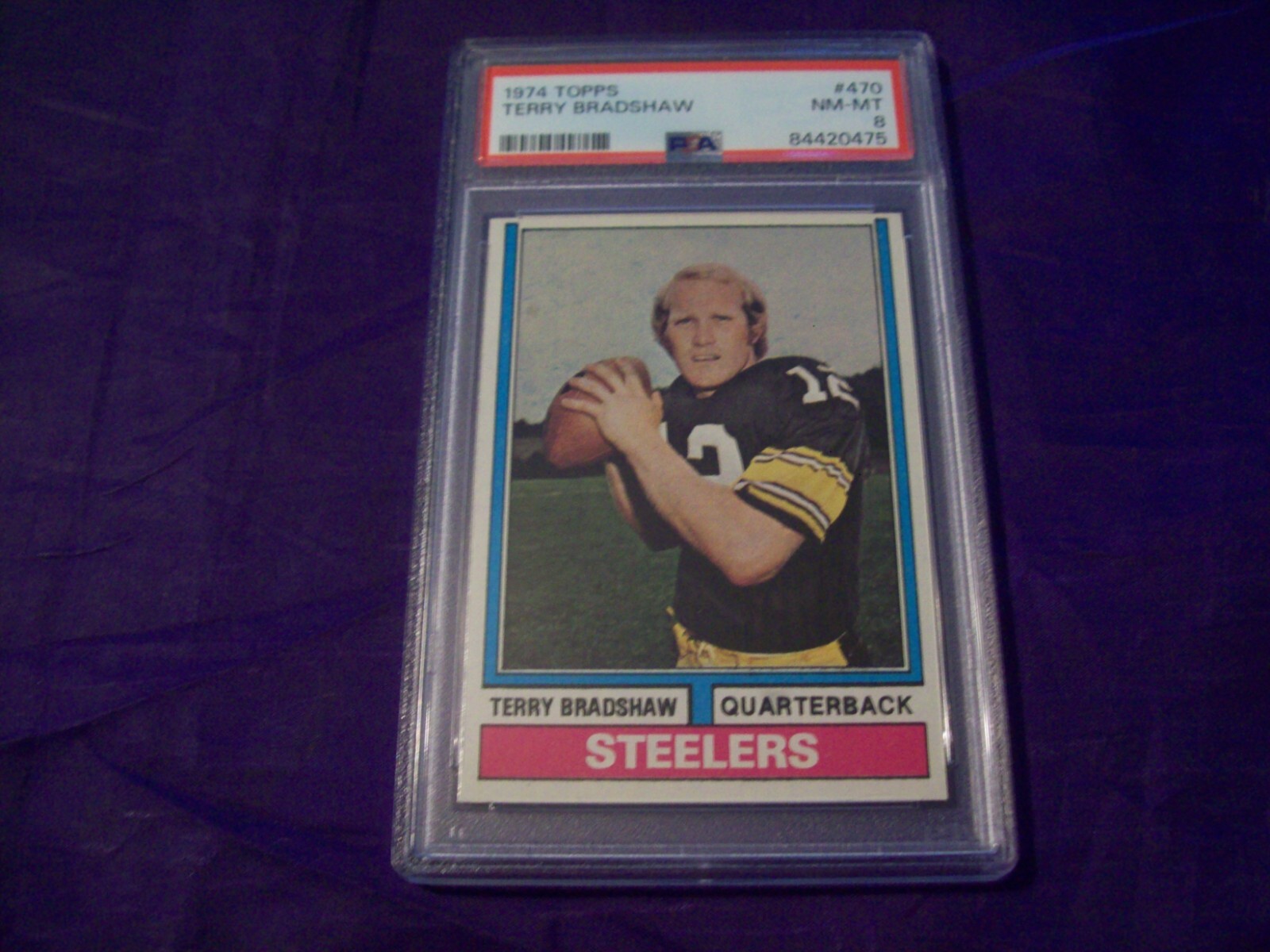 1974 TOPPS FOOTBALL #470 TERRY BRADSHAW (STEELERS) PSA 8