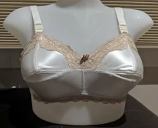 Confidante Bra /Satin & Lace/Jeunique /  bra No underwire 300/301