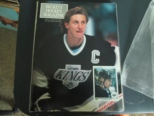 Beckett Hockey Magazine #1 CGC 9.2 Wayne Gretzky Sept/Oct 1990 1st Issue 🏒🔥🐐
