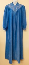 Vanity Fair Robe Kaftan House Dress Zip Front Long Sleeve USA 1970s Periwinkle S