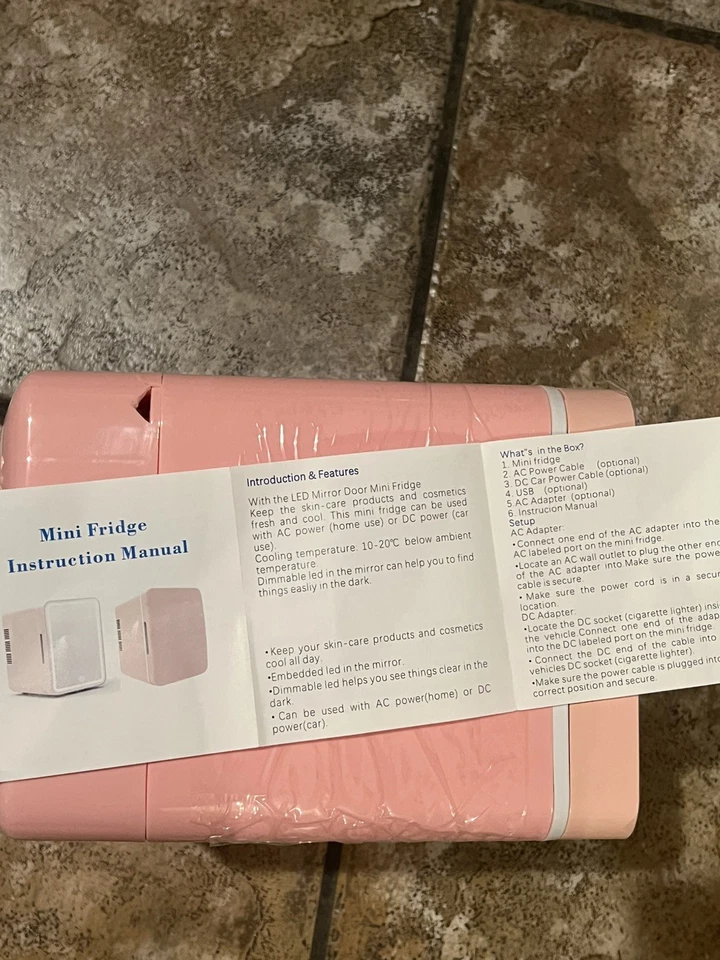 LED Mirror Door Mini Beauty Cooler, 4-Liter Mini Fridge  Touch-Control LED  PINK - Image 2 of 4