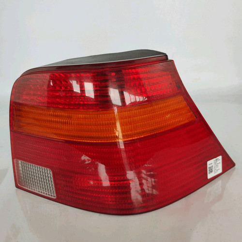1J6945096R Rücklicht. Rechts VOLKSWAGEN GOLF (1J) 1.4 16V Ber. 3p/b/1390cc