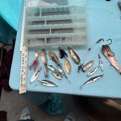 15 Spoon Fishing Lures - Johnson Reflects Jamie & Clark  Mepps Tony Accetta