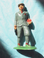 BARCLAY 616 BOY B163 LEAD TOY FIGURE FOR TRAIN SET UP OR VILLAGE