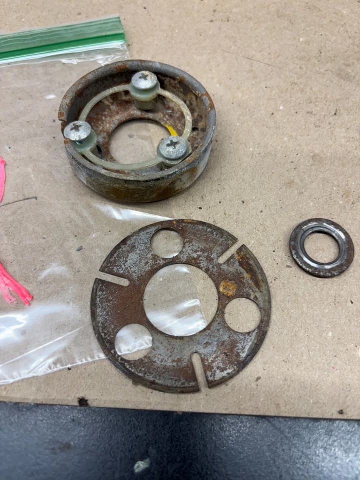 1967 年 1972 年雪佛兰 Gmc 卡车 K10 K5 C10 NOVA IMPALA STEERING HORN MOUNT CONTACT — 第 3/4 张图片