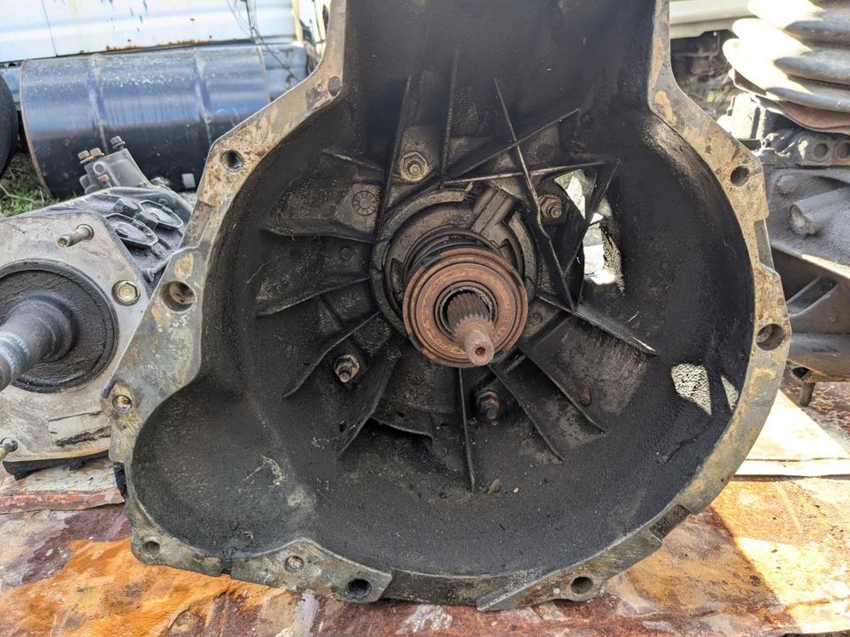 TRANSMISSION 85-87 Ford Ranger Bronco II 4x2 MT TRANSMISSION Toyo-Kogyo TK5 - Image 3 of 4