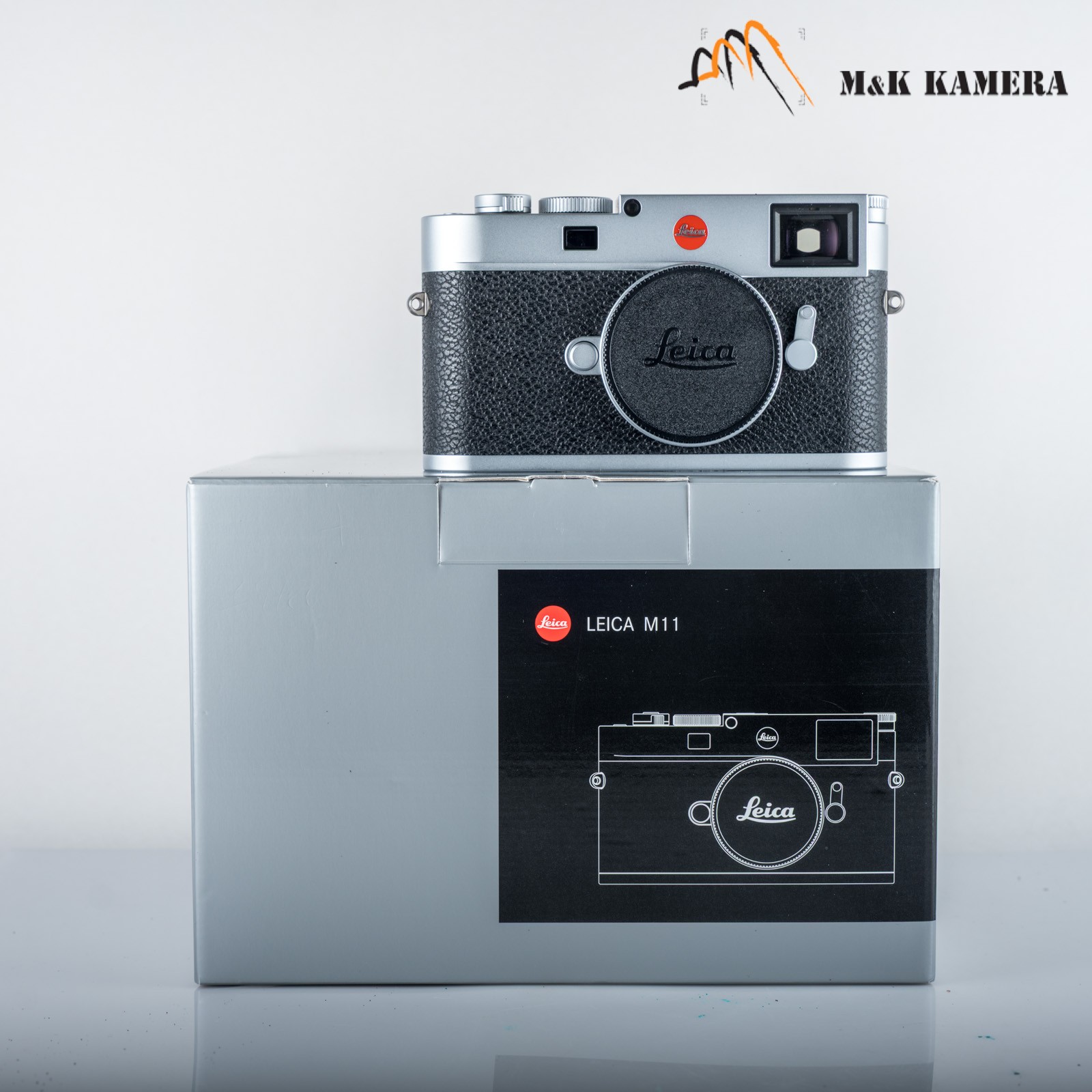 Leica M11
