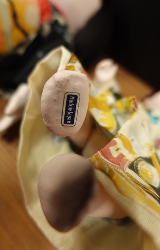 Muñeca japonesa kimono de seda - Imagen 14 de 19